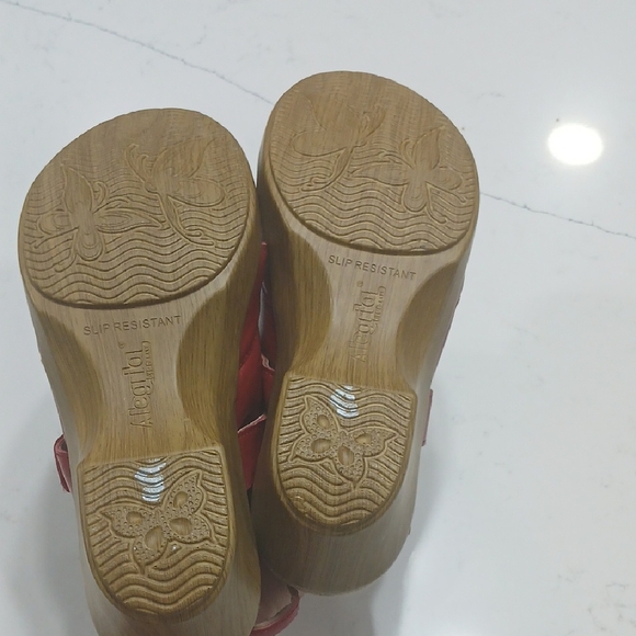 Alegria Red Women's Mules Sz6 Leather Upper And Linning New Without Tag Or Box - Picture 8 of 10
